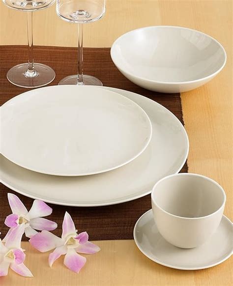 calvin klein dinnerware